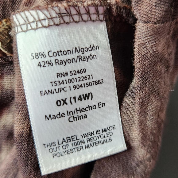 Terra&Sky Size 0X(14W) Brown Shirt Has Flutter Sleeves Henley Tee - Picture 8 of 9